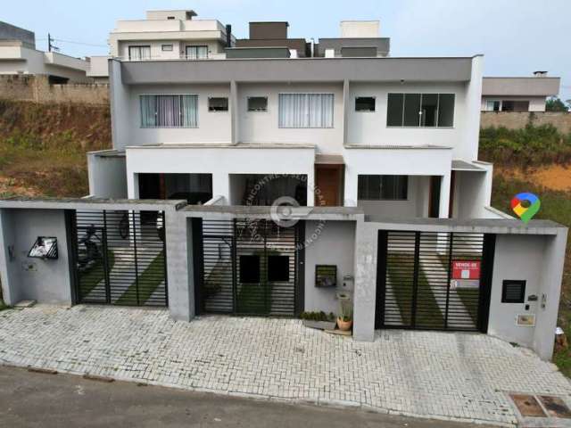 Casa com 2 quartos à venda na Rua Anna Lümke Schwartz, 250, Três Rios do Norte, Jaraguá do Sul, 118 m2 por R$ 410.000