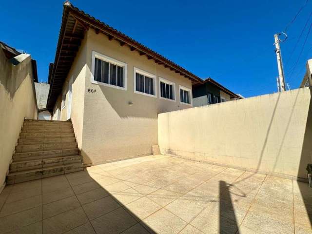 Casa para Venda em Atibaia, Santa Helena, 2 dormitórios, 1 banheiro, 2 vagas