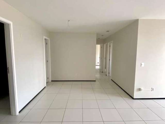 Apartamento andar alto na Península