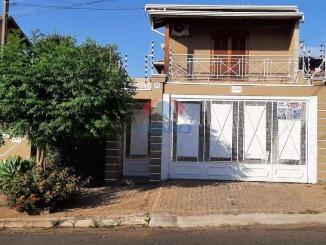 Casa - Sobrado à venda, 4 quartos, 1 suíte, 4 vagas, Jardim Regina - Indaiatuba/SP