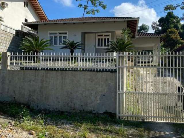 Casa 3 quartos em Brusque no bairro Dom Joaquim