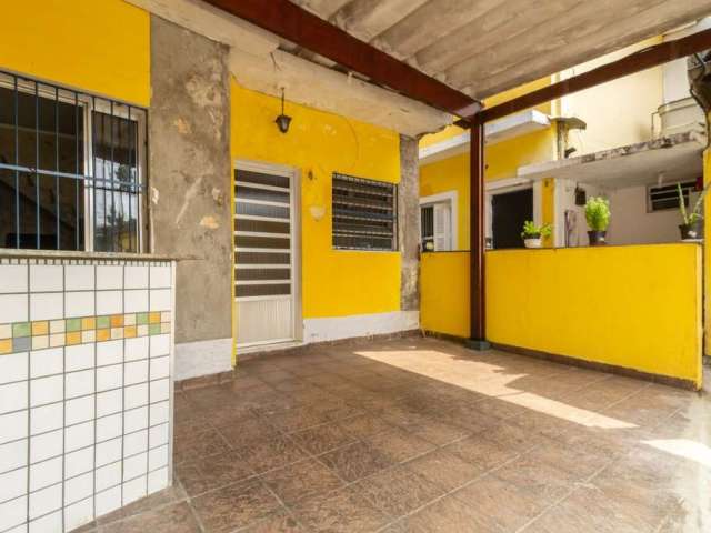 Sobrado para venda com 8 quartos, 260m²