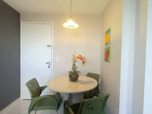 Apartamento 2 Quartos Socias, Sala Para 2 Ambientes, Bairro de Campo Grande