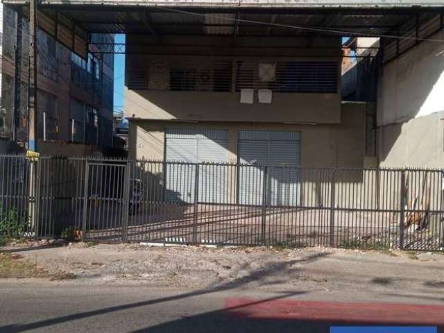 Salão Comercial Piso Térreo 300 Metros Bairro Cordeiro