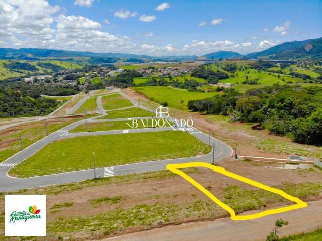 Terreno à venda Vargem SP Divisa com Extrema MG 315m²