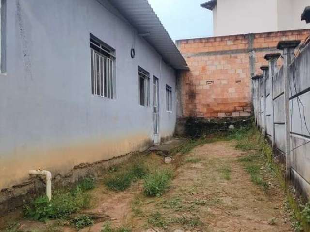 Casa com 3 quartos à venda no Arcádia, Conselheiro Lafaiete , 364 m2 por R$ 300.000