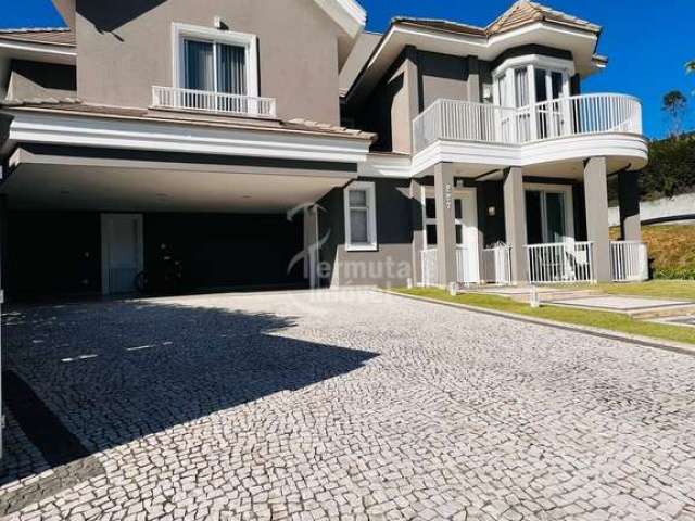 Casa à venda com 355 m², no Residencial Tamboré 11