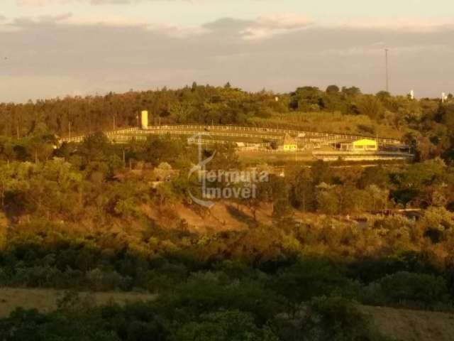 Sítio à venda com 40.000 m², 2 dormitórios, sala de estar, cozinha e banheiro em Itu/SP