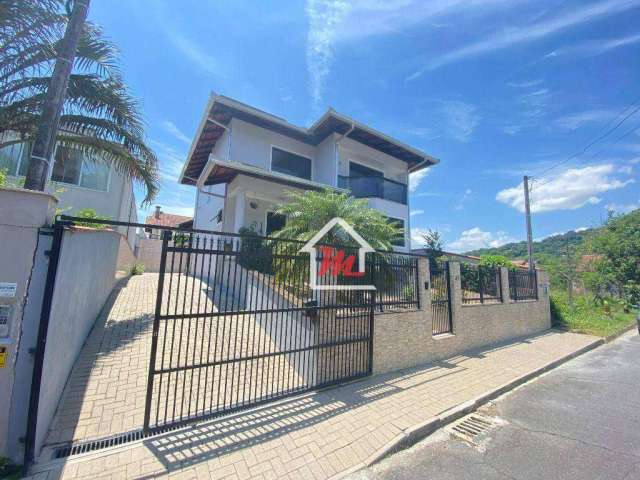 Casa com 3 dormitórios à venda, 269 m² por R$ 1.120.000,00 - Bela Vista - Gaspar/SC