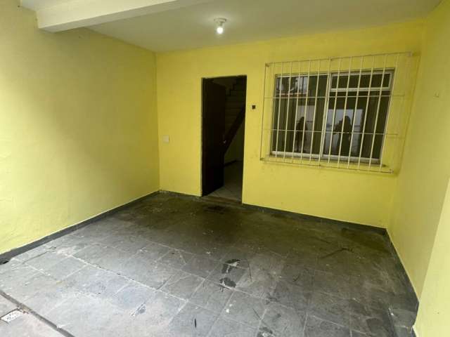 Casa para Venda STELLA MARIS COND. FECHADO  VIA  B duplex sendo no terreo: varanda, sala ampla, um banheiro social, dispensa, cozinha ampla, área de serviço,