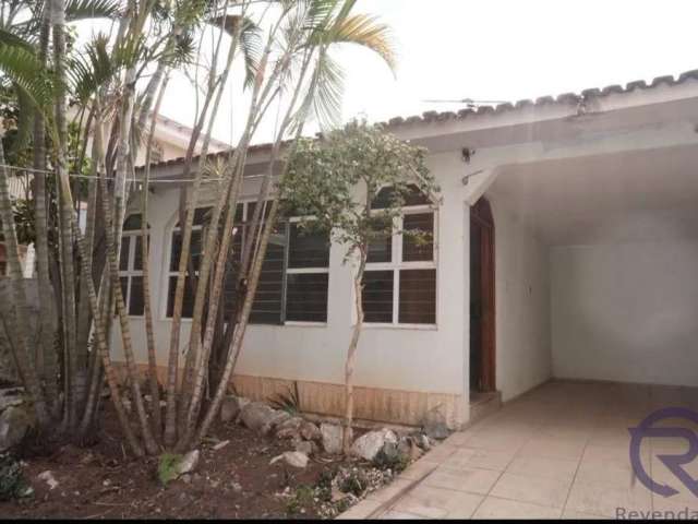 Casa à venda no bairro Setor Nova Suiça em Goiânia/GO