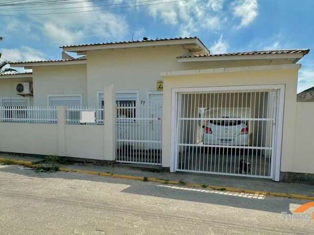 Casa com 3 quartos à venda no Campestre, Imbituba , 110 m2 por R$ 380.000