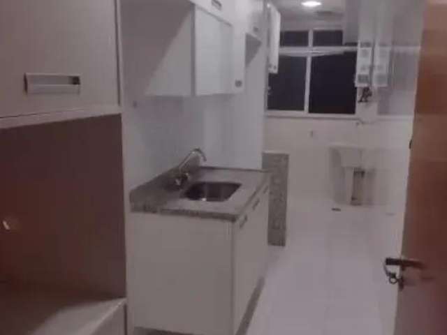 EG01 - Apartamento com 3 quartos a venda no Imbui.