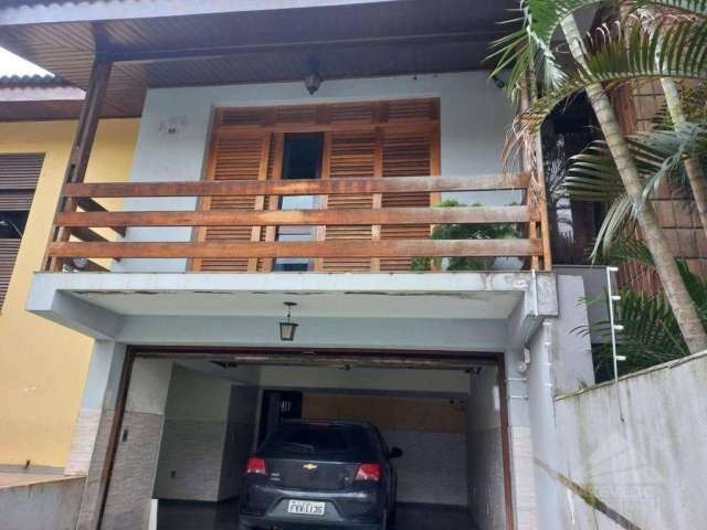 Sobrado com 3 dormitórios à venda, 216 m² por R$ 955.000,00 - Vila Nossa Senhora das Vitórias - Mauá/SP