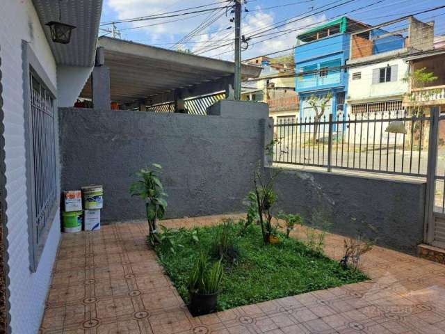 Sobrado com 3 dormitórios à venda, 174 m² - Parque das Américas - Mauá/SP