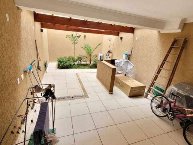 Sobrado com 3 dormitórios à venda, 200 m² por R$ 1.040.000,00 - Jardim Pedroso - Mauá/SP