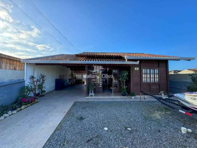 Casa Mista á Venda no Bairro Barra do Saí