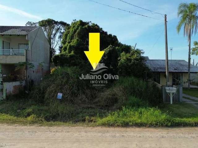 Lote/Terreno Localizado a 580 Metros da Praia