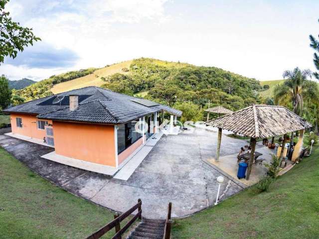 Chácara com 3 dormitórios à venda, 34000 m² por R$ 2.200.000 - Itapeva - Paraibuna/SP