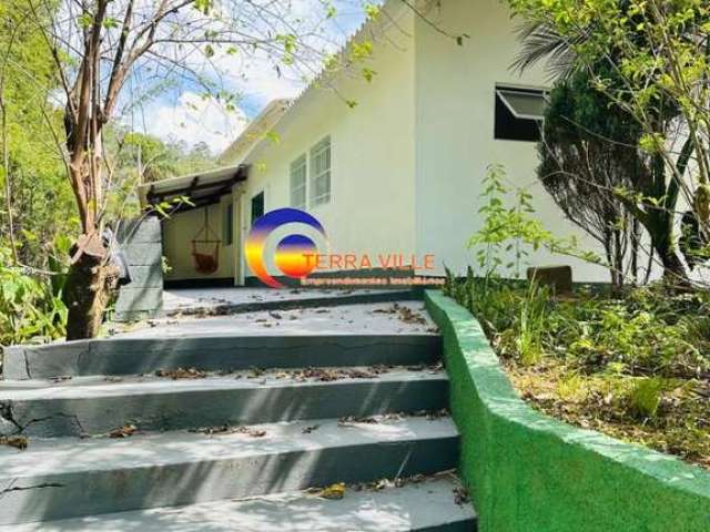 Casa para Locação em Santana de Parnaíba, Sitio De Baixo, 4 dormitórios, 1 suíte, 2 banheiros, 5 vagas