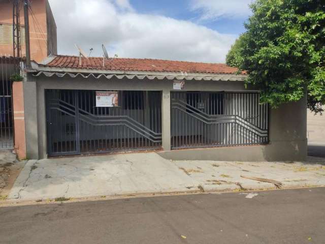 Casa para Venda em Presidente Prudente, Vila Santa Izabel, 3 dormitórios, 1 suíte, 2 banheiros, 1 vaga