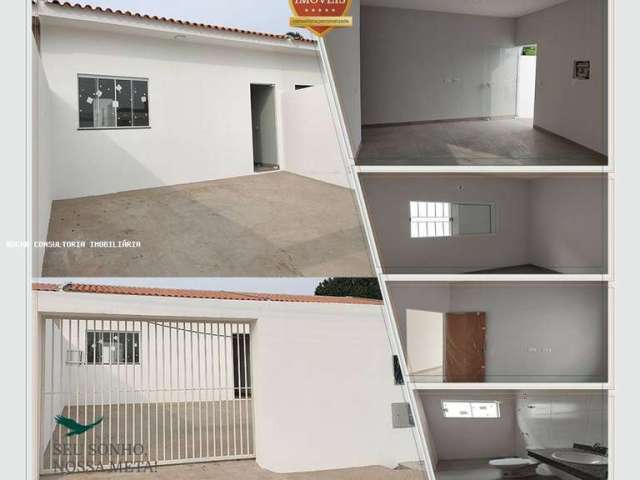 Casa para Venda em Presidente Prudente, Parque Imperial, 3 dormitórios, 1 suíte, 2 banheiros, 2 vagas