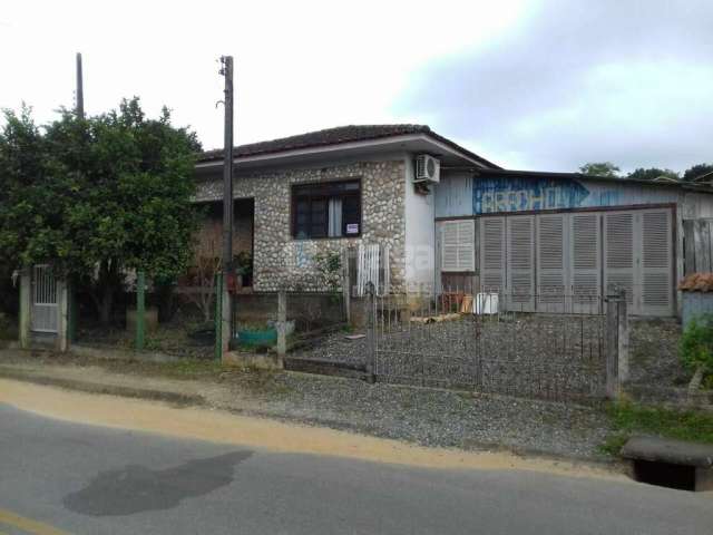 Casa à venda em Brusque/SC