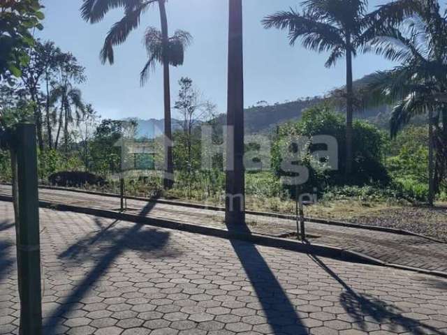 Terreno amplo à venda no bairro Lageado Baixo em Guabiruba/SC