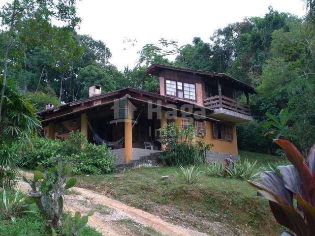 Casa à venda no Bairro São Luiz em Brusque/SC