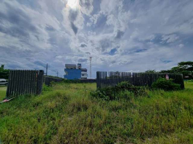 Maravilhoso terreno pé na areia,  localizado na avenida atlântica!!!! estuda proposta com imóvel de maior valor em guaratuba e itapema!!!!