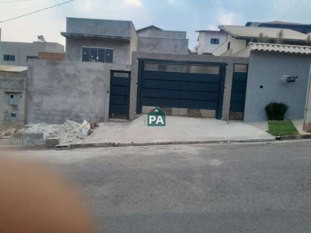 Casa com 3 quartos à venda no Loteamento Residencial Tiradentes, Poços de Caldas  por R$ 500.000