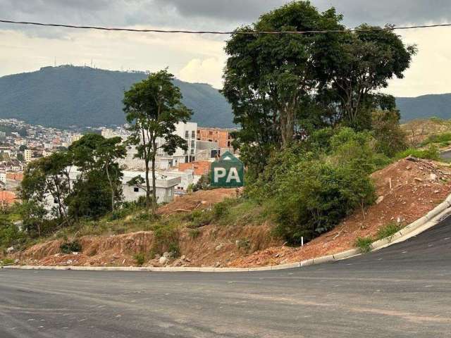 Terreno à venda no Jardim Bandeirantes, Poços de Caldas  por R$ 200.000