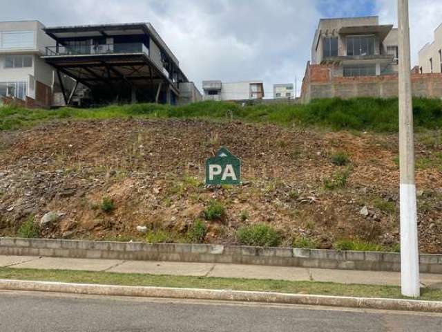 Terreno à venda no Centreville, Poços de Caldas  por R$ 420.000