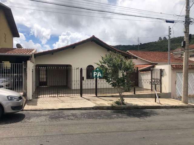 Casa com 3 quartos à venda no Jardim Campos Elísios, Poços de Caldas  por R$ 700.000