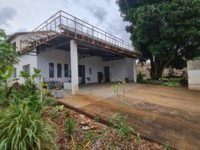 Casa c/ 3 quartos a venda em vicente pires - em via pública – lote 750m² - lote misto comercial / residencial