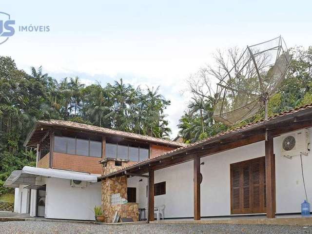 Casa residencial à venda, Água Verde, Blumenau.