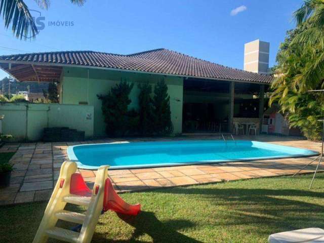 Casa com 3 dormitórios à venda, 285 m² por R$ 980.000,00 - Garcia - Blumenau/SC