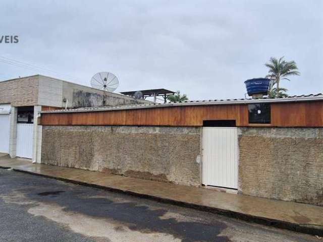 Casa com 5 dormitórios à venda, 280 m² por R$ 950.000,00 - Praia de Armação do Itapocorói - Penha/SC