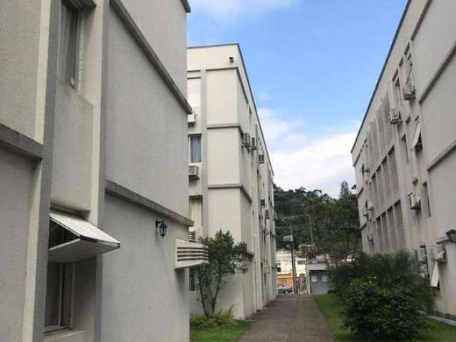 Apartamento com 2 dormitórios para alugar, 70 m² por R$ 2.115,00/mês - Garcia - Blumenau/SC