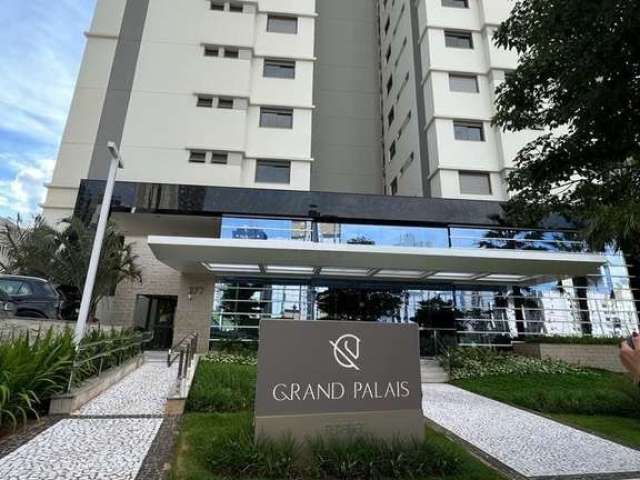 Edifício Grand Palais, apartamento à venda  de alto padrão, 3 Suites, 3 Vagas, 216M² de área útil.