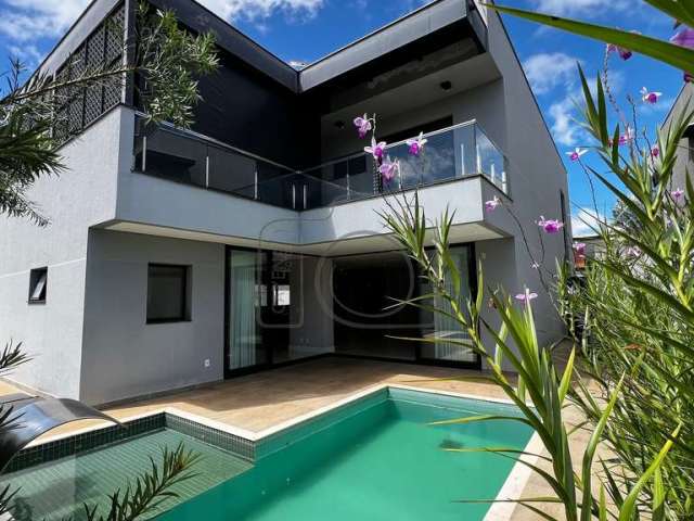 Sobrado à venda no Cond. ALPHAVILLE 2, Londrina, com 4 suítes (1 térrea), piscina, 264m² de constru