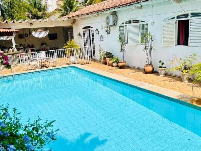 Casa 3 suites plenas com varanda gourmet e piscina R$ 800.000,00 setor Jardim América