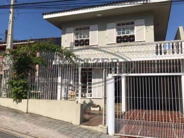 Casa para Venda em Florianópolis, Centro, 3 dormitórios, 1 suíte, 3 banheiros, 2 vagas