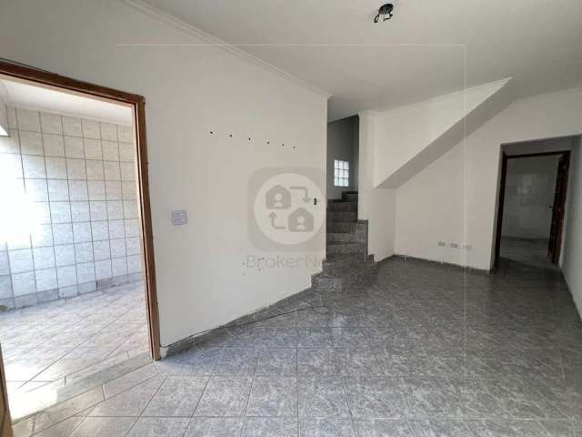 Sobrado de 2 quartos, 80m² no bairro Canto do Forte, em Praia Grande