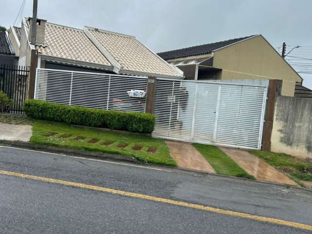 Casa de frente para rua em araucária - Iguaçu