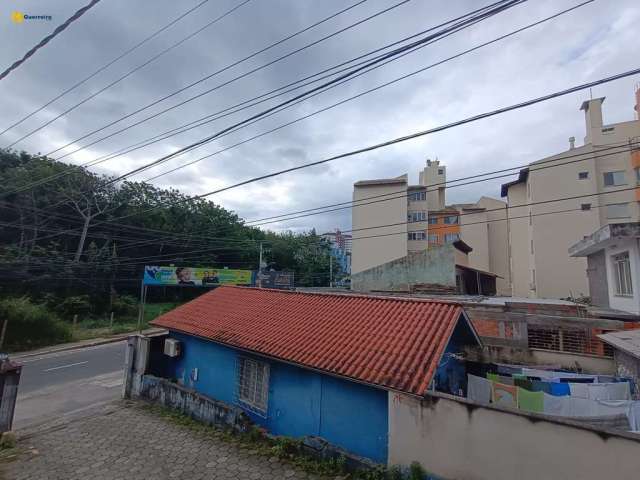 Casa comercial à venda na Rua Deputado Antônio Edu Vieira, 261, Pantanal, Florianópolis por R$ 465.000