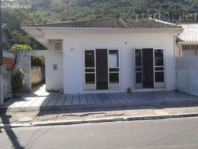 Casa comercial com 1 sala à venda na Rua Júlia Costa, 40, Saco dos Limões, Florianópolis por R$ 580.000