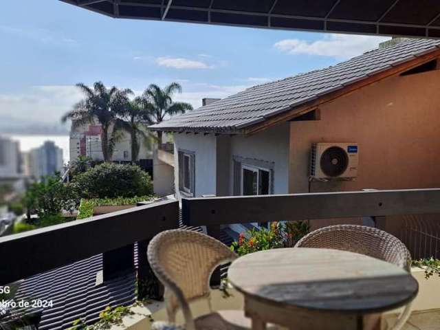 Casa comercial com 4 salas à venda na Rua Ernesto Stodieck, 210, Agronômica, Florianópolis por R$ 2.500.000