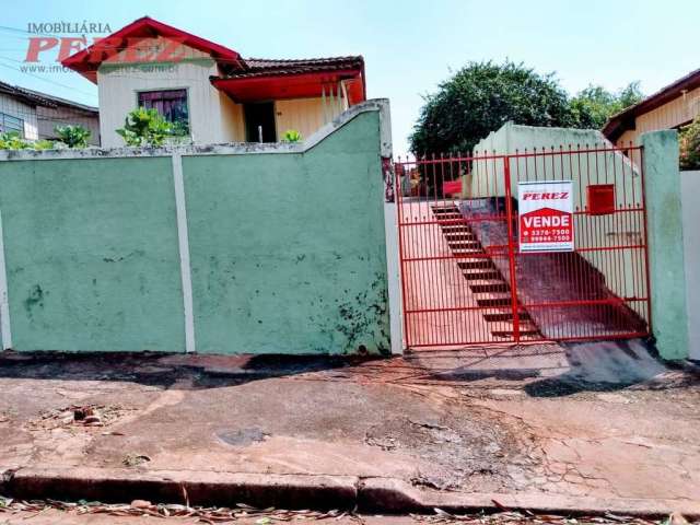 Casa à venda na Doutor Vicente Machado, --, Bom Retiro, Londrina por R$ 400.000