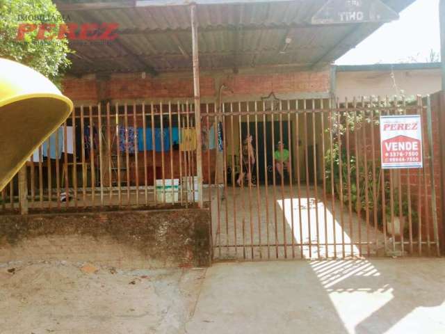 Casa com 2 quartos à venda na Octávio Clivati, --, Jardim das Palmeiras, Londrina por R$ 330.000